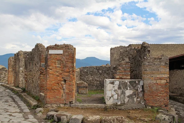 Руїни стародавнього міста Помпеї, Італія — стокове фото