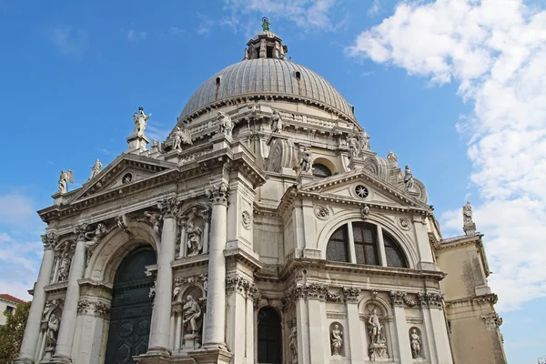 Célèbre Basilique de Santa Maria della Salute à Venise, Italie — Photo