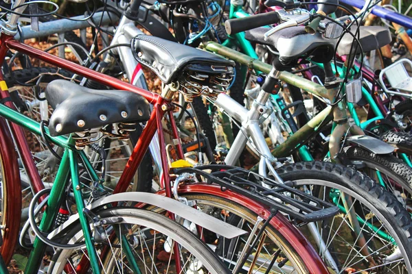 Güvenli bisiklet raf