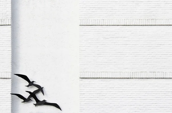 Kuşlar dokulu duvar