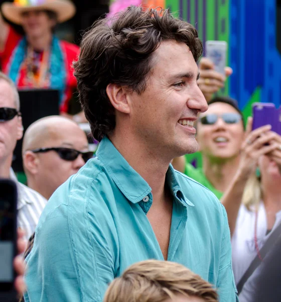 Kanada başbakanı Justin Trudeau yürüyüşleri 2016 Vancouver gurur geçit — Stok fotoğraf
