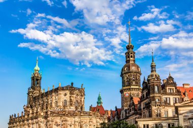 Dresden Kalesi ve Katedrali