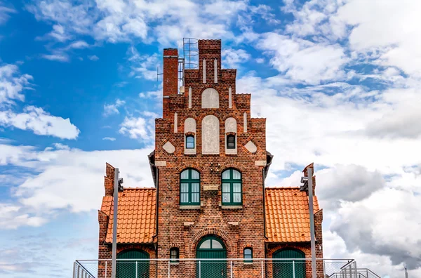 Edificio náutico en el puerto — Foto de Stock