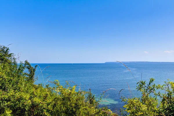 Mare aperto e cielo blu — Foto Stock