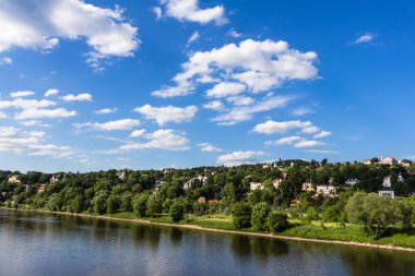 Elbe Nehri ve Vadisi