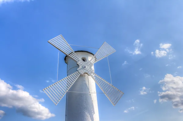 Molino de viento faro en Swinoujscie — Foto de Stock