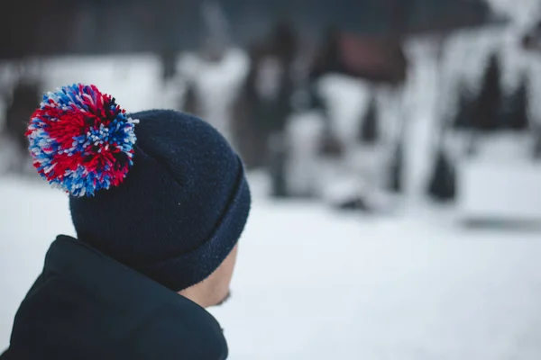 Притулок Юнака Який Спостерігає Подіями Лижному Схилі Бескідській Долині Сході — стокове фото