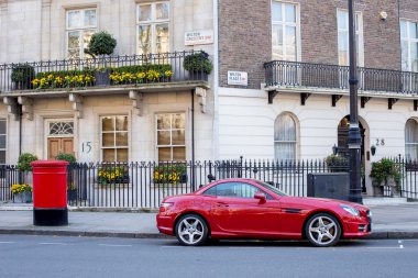 Londra, İngiltere - Nisan, 14: Londra, evlerde İngilizce mimarisi