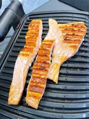 Baharat ile Somon steak