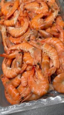 İçinde belgili tanımlık çarşı karides