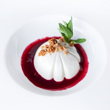 taze panna cotta