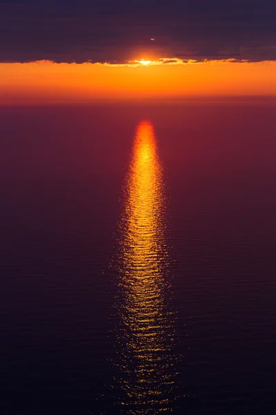 Hermosa puesta de sol colorida —  Fotos de Stock