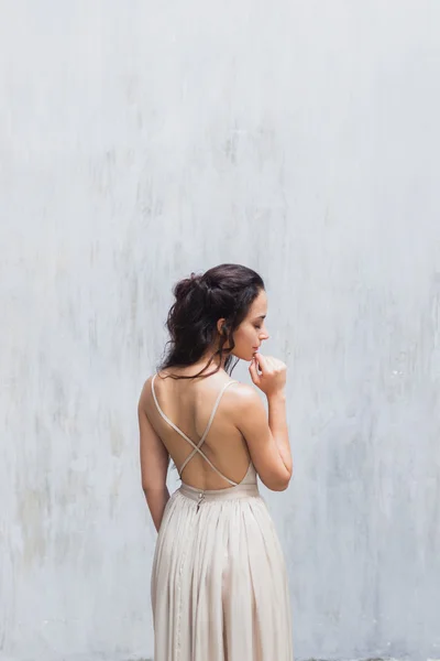 Bride in an elegant silk dress — Stock Photo, Image