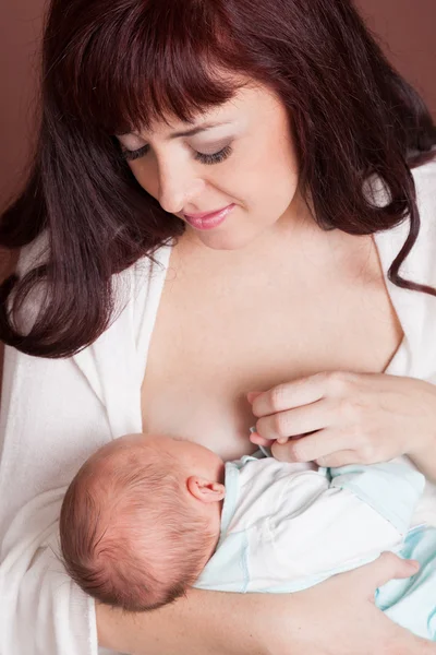 Anne ve bebek aşık — Stok fotoğraf