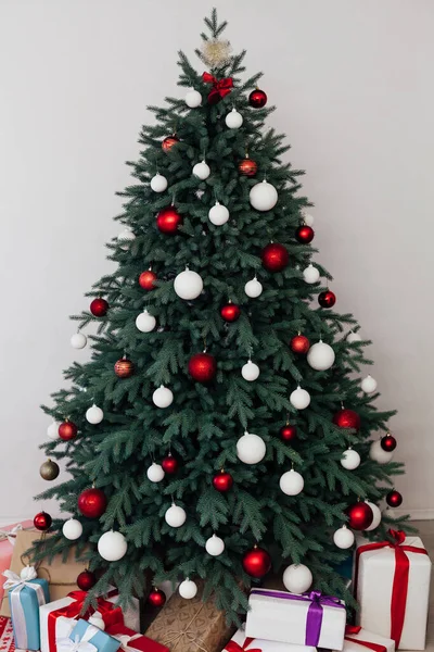 Decorazione Pino Albero Natale Presenta Nuovo Anno Casa Inverno — Foto Stock