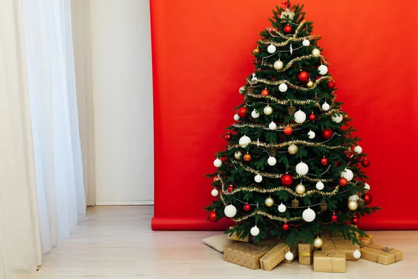 Nieuwjaar Home Kerstboom Met Geschenken Decoratie Vakantie — Stockfoto