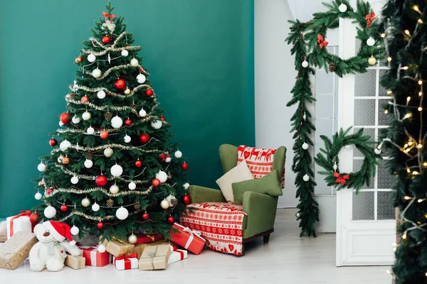 Kerstboom Vakantie Groen Decor Presenteert Nieuw Jaar — Stockfoto