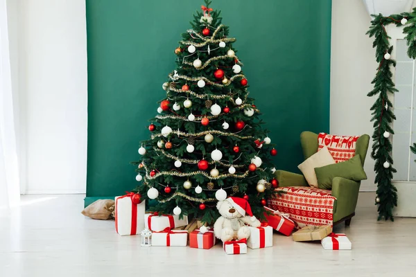 Weihnachtsbaum Urlaub Grüne Dekor Präsentiert Neues Jahr — Stockfoto