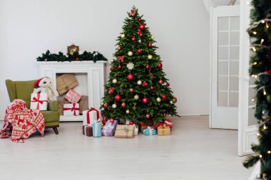 Noel İçi Noel Ağacı Yeni Yılı bir fon olarak sunar