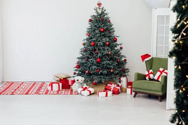 Año Nuevo Interior Casa Árbol de Navidad Decoración Regalos —  Fotos de Stock