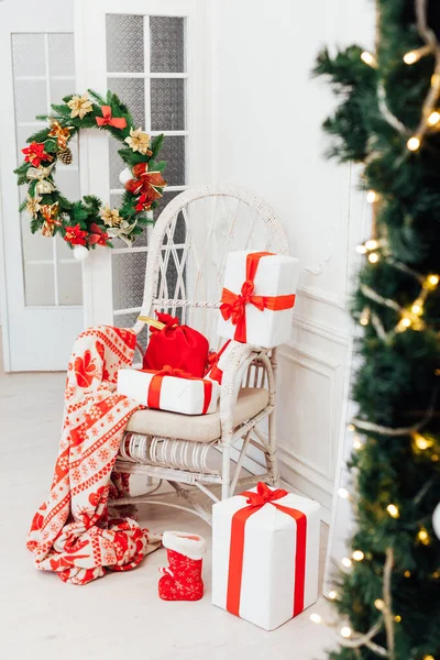 Christmas tree with gifts interior decor for the new year — Stock Photo, Image