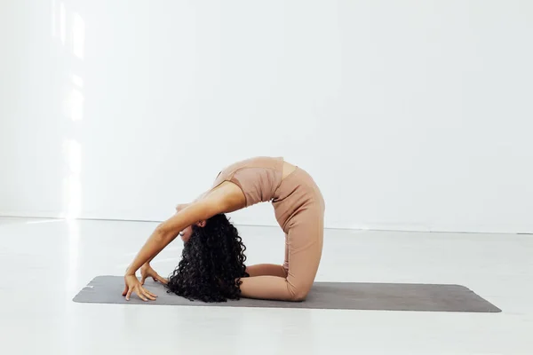 Sportswoman Yoga Asana Gymnastics Body Flexibility Fitness — 스톡 사진