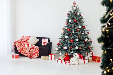 Tatil Yılbaşı Ağaç Dekorasyonunuz kutlu olsun