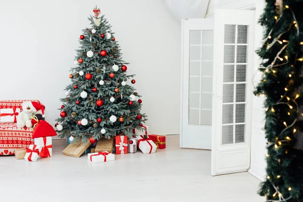 Urlaub Neujahr glücklich Weihnachtsbaum Dekor Geschenke — Stockfoto