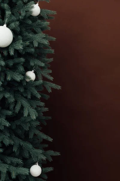 Χριστουγεννιάτικη διακόσμηση δέντρο Πρωτοχρονιά θέση για την επιγραφή — Φωτογραφία Αρχείου