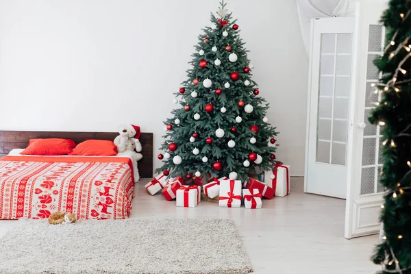 Schlafzimmer Weihnachtsschmuck Weihnachtsbaum Winter Neujahr — Stockfoto