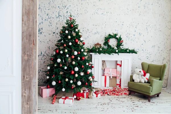 Navidad árbol de vacaciones presenta año nuevo fondo de víspera —  Fotos de Stock