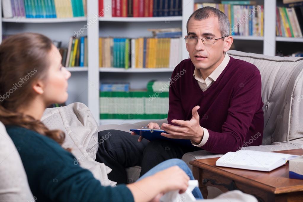 Семейная консультация психолога. Мужчина и женщина у психолога. Психология в обычной жизни. Психология в обычной жизни. Психология профессии.