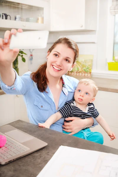 Selfie with my little son — Stock Photo, Image