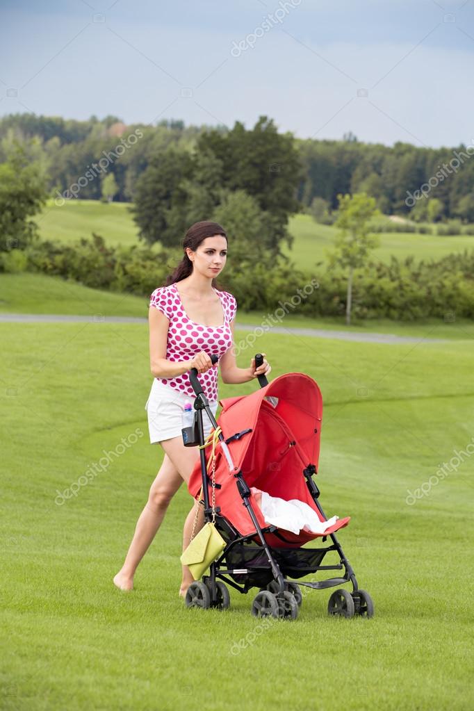 baby stroller for golf course