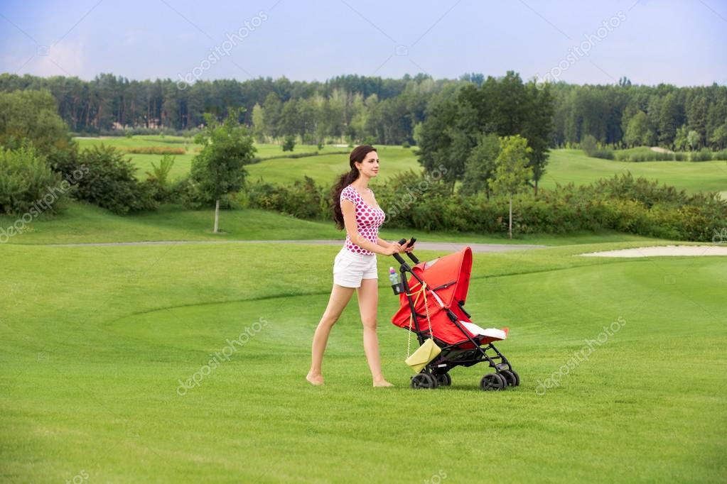 baby stroller for golf course