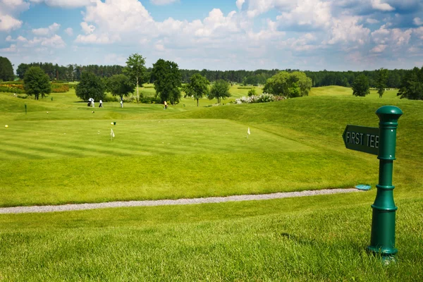 Golf bir sonraki tee işaretçi — Stok fotoğraf