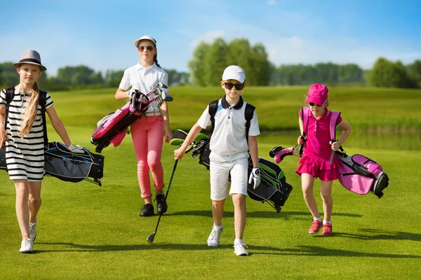 Enfants école de golf — Photo