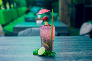 kokteyl limonata parti suyu nane tonik