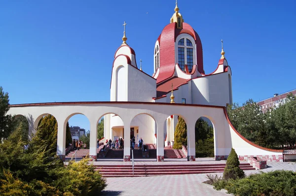 Auferstehungstag Ternopil Sonntagmorgen Der Nähe Der Kirche Menschen Der Nähe — Stockfoto