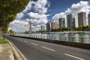 Gökdelenler Eiffel Tower Paris civarındaki oteller