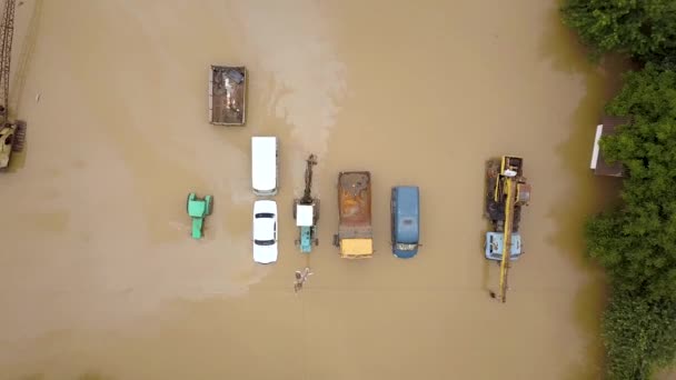 Widok Powietrza Samochodów Zalanych Wodą Deszczową — Wideo stockowe