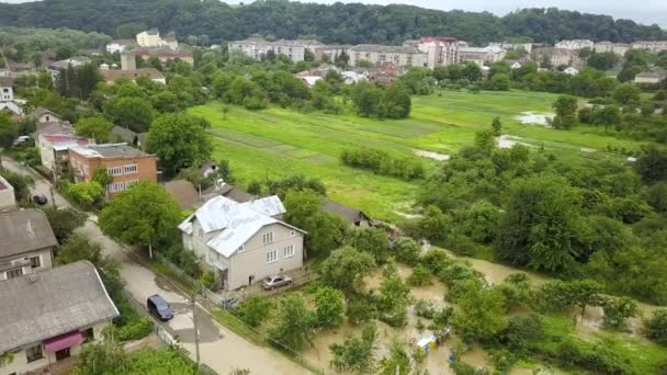 Повітряний Вид Затоплених Будинків Брудною Водою Дністра Місті Халіч Західна — стокове відео