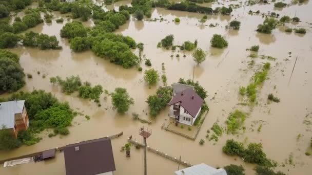 Pemandangan Udara Dari Rumah Rumah Yang Banjir Dengan Air Kotor — Stok Video