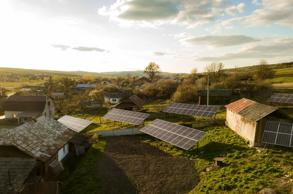 Antenne Von Oben Nach Unten Ansicht Von Sonnenkollektoren Grünen Ländlichen — Stockfoto