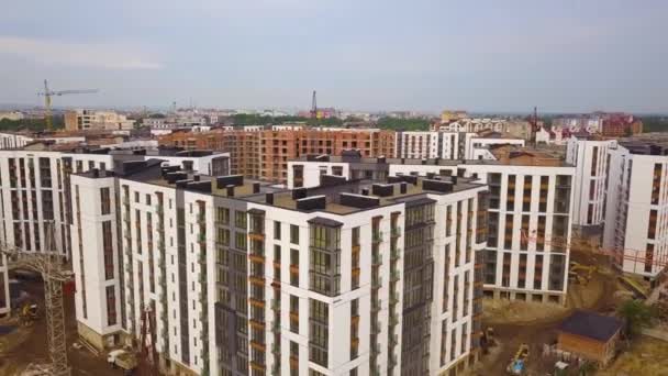 Vista Aérea Zona Residencial Ciudad Con Edificios Apartamentos Altos Construcción — Vídeo de stock