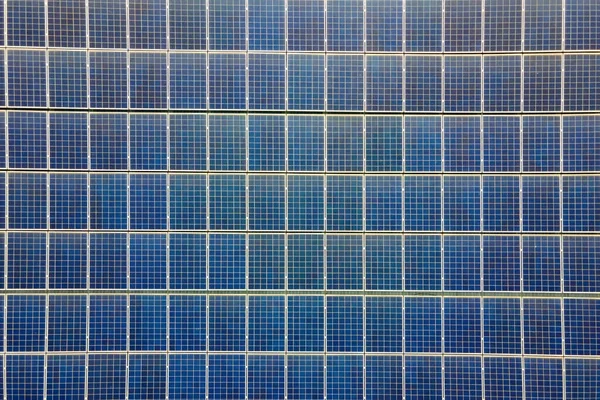 Primer Plano Superficie Los Paneles Solares Fotovoltaicos Azules Montados Techo — Foto de Stock