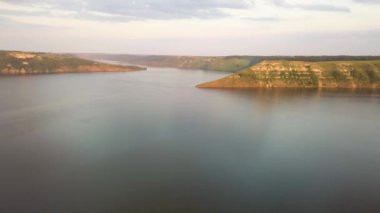 Geniş Dnister nehri ve Ukrayna 'daki 