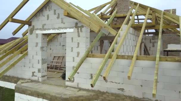 Pemandangan Udara Rumah Pribadi Dengan Dinding Beton Udara Dan Bingkai — Stok Video