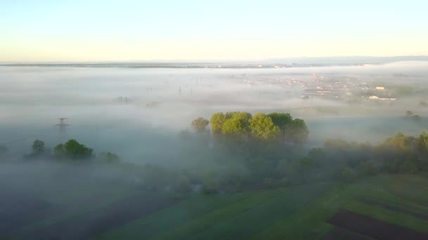 Flygfoto Morgonen För Över Byn Hus Gröna Våren Kullar — Stockvideo