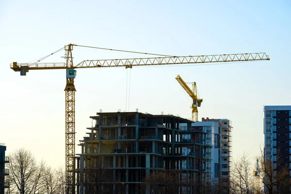 Luftaufnahme Von Turmdrehkranen Und Hohen Wohngebäuden Bau Immobilienentwicklung — Stockfoto